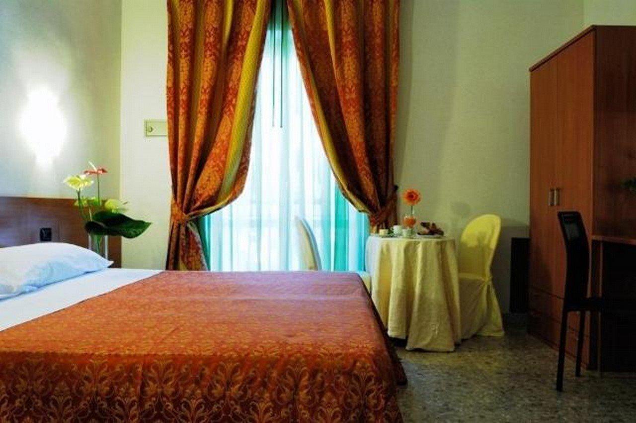 קסטלנטה מרינה Hotel Villa Giusy מראה חיצוני תמונה