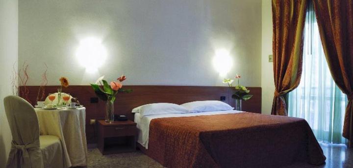 קסטלנטה מרינה Hotel Villa Giusy מראה חיצוני תמונה